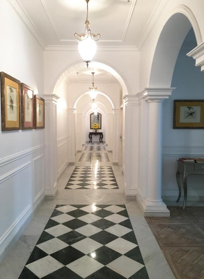 The Glenburn Penthouse Hotel Kolkata Ngoại thất bức ảnh